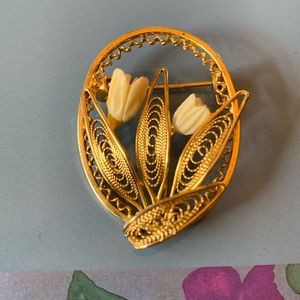 Vintage Gold Plate Filigree Carved Celluloid Brooch